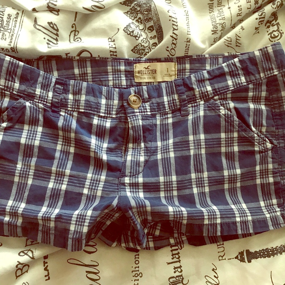 Hollister Shorts!